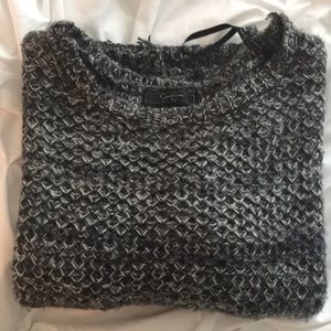 JESSICA SIMPSON SWEATER